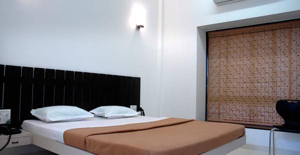 Hotel Manmandir Executive Aurangabad  Exterior photo